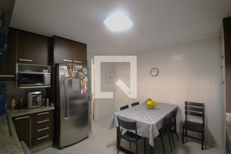 Apartamento à venda com 140m², 4 quartos e 2 vagasCozinha