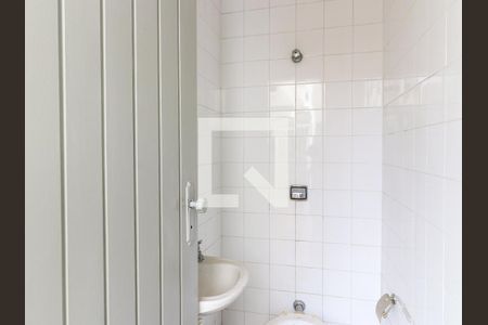Casa para alugar com 180m², 3 quartos e 2 vagas Casa para alugar com 180m², 3 quartos e 2 vagasBanheiro de Serviço