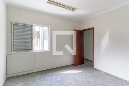 Casa para alugar com 180m², 3 quartos e 2 vagas Casa para alugar com 180m², 3 quartos e 2 vagasQuarto 3