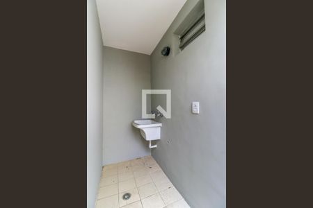 Casa para alugar com 180m², 3 quartos e 2 vagas Casa para alugar com 180m², 3 quartos e 2 vagasÁrea de Serviço