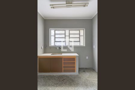 Casa para alugar com 180m², 3 quartos e 2 vagas Casa para alugar com 180m², 3 quartos e 2 vagasCozinha