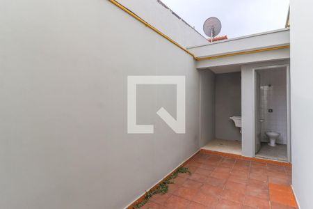 Casa para alugar com 180m², 3 quartos e 2 vagas Casa para alugar com 180m², 3 quartos e 2 vagasQuintal