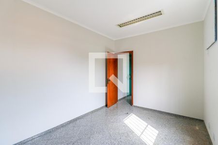 Casa para alugar com 180m², 3 quartos e 2 vagas Casa para alugar com 180m², 3 quartos e 2 vagasQuarto 2
