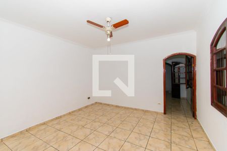 Quarto 1 de casa para alugar com 2 quartos, 200m² em Vila Bela, São Paulo
