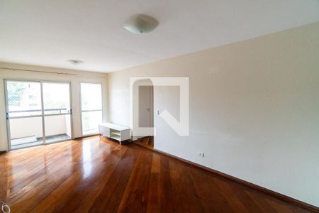 Apartamento para alugar com 70m², 2 quartos e 1 vagaSala