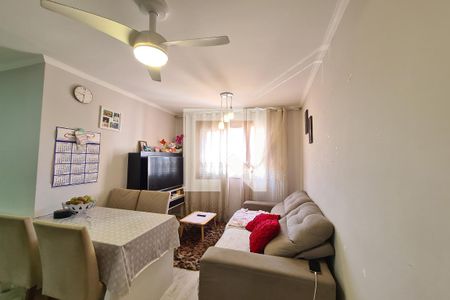 Sala de apartamento para alugar com 2 quartos, 40m² em Sítio da Figueira, São Paulo