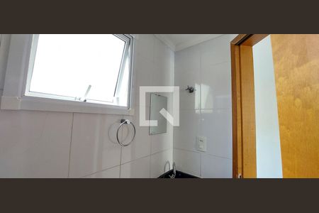 Apartamento à venda com 45m², 2 quartos e 1 vaga Apartamento à venda com 45m², 2 quartos e 1 vagaBanheiro