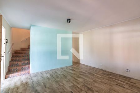 Sala  de casa para alugar com 2 quartos, 200m² em Cipava, Osasco