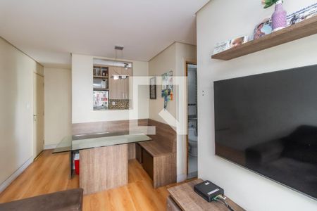 Sala de apartamento para alugar com 2 quartos, 45m² em Vila Cunha Bueno, São Paulo