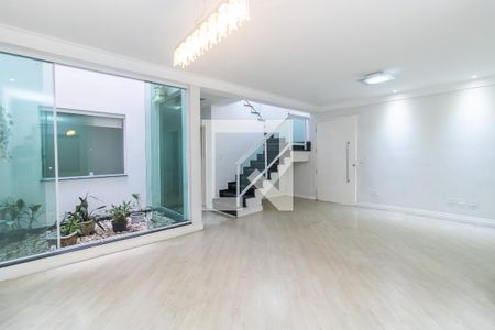Sala de casa à venda com 3 quartos, 520m² em Vila Talarico, São Paulo