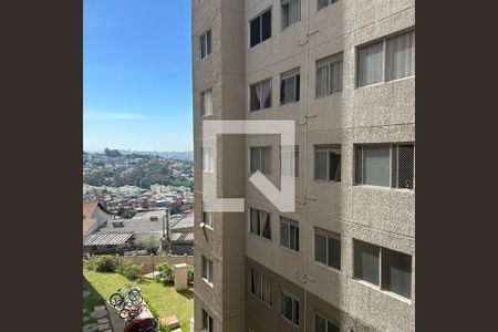 Vista Quarto de apartamento para alugar com 2 quartos, 41m² em Jardim do Lago, Osasco