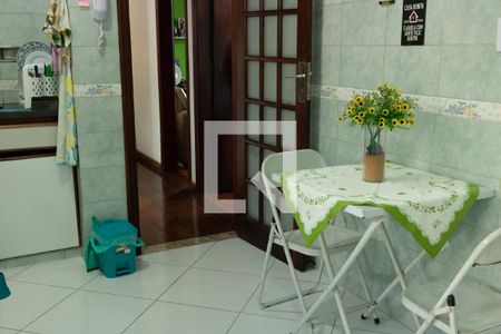 Apartamento à venda com 85m², 2 quartos e sem vagaCozinha