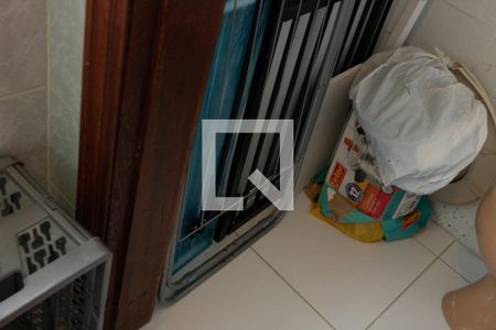 Apartamento à venda com 85m², 2 quartos e sem vagaBanheiro de serviço