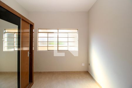 Casa para alugar com 2 quartos, 150m² em Sagrada Família, Belo Horizonte