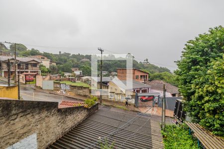 Vista de casa à venda com 2 quartos, 200m² em Teresópolis, Porto Alegre
