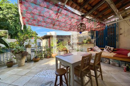 Casa à venda com 350m², 7 quartos e 1 vagaLoft - Área externa