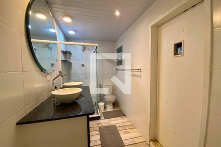 Casa à venda com 350m², 7 quartos e 1 vagaLoft - Banheiro