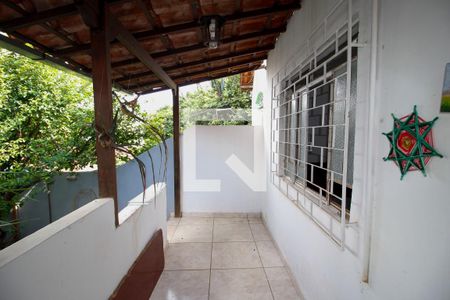 Casa à venda com 430m², 3 quartos e sem vagaVaranda