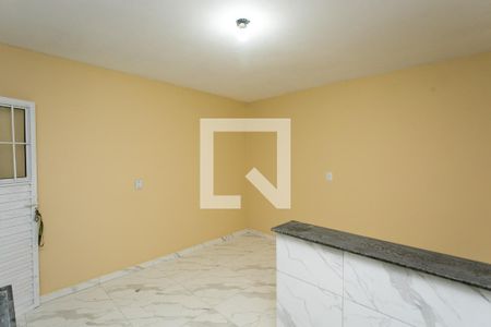 Sala / Cozinha de casa para alugar com 2 quartos, 65m² em Jardim Mitsutani, São Paulo