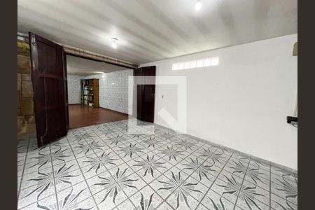 Casa à venda com 175m², 4 quartos e 2 vagasGaragem