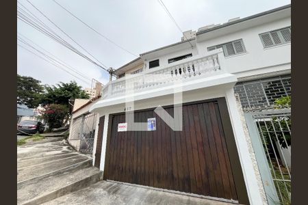 Casa à venda com 175m², 4 quartos e 2 vagasFachada
