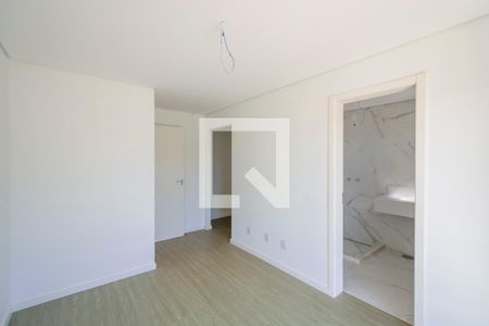 Casa de condomínio à venda com 150m², 2 quartos e 2 vagasSuíte