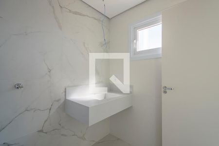 Casa de condomínio à venda com 150m², 2 quartos e 2 vagasBanheiro da Suíte