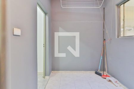 Casa à venda com 101m², 3 quartos e 1 vaga Casa à venda com 101m², 3 quartos e 1 vagaLavanderia