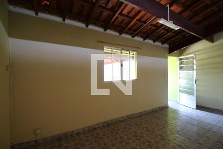 Casa à venda com 126m², 2 quartos e 2 vagasQuarto de Serviço