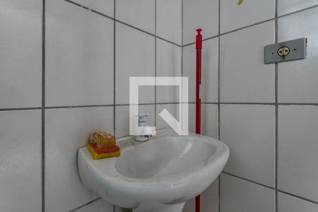 Apartamento para alugar com 45m², 2 quartos e sem vagaBanheiro