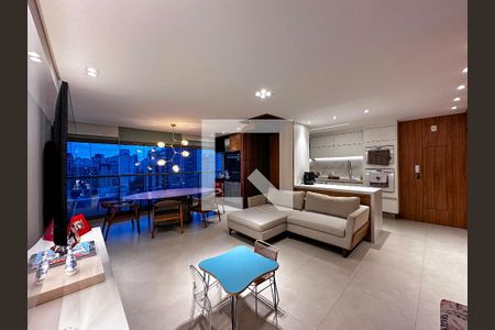 Sala de apartamento à venda com 3 quartos, 95m² em Vila Olímpia, São Paulo