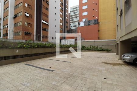 Garagem de apartamento para alugar com 1 quarto, 39m² em Indianópolis, São Paulo