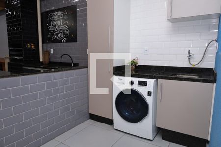 Casa à venda com 150m², 3 quartos e 2 vagasÁrea de Serviço