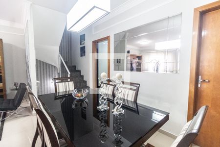 Sala de jantar de casa de condomínio para alugar com 3 quartos, 132m² em Chora Menino, São Paulo