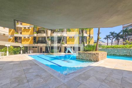 Apartamento para alugar com 120m², 4 quartos e 1 vagaÁrea de Lazer 