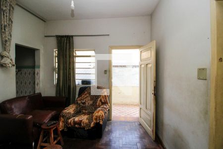 Sala  de casa à venda com 2 quartos, 1480m² em Sagrada Família, Belo Horizonte
