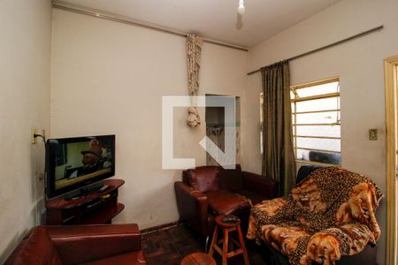 Sala  de casa à venda com 2 quartos, 1480m² em Sagrada Família, Belo Horizonte