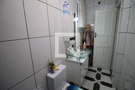 Banheiro de apartamento à venda com 1 quarto, 48m² em Penha, Rio de Janeiro
