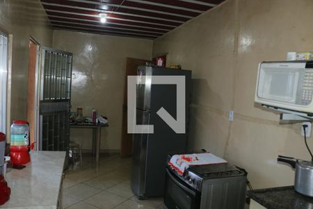 Casa para alugar com 100m², 2 quartos e sem vagaCozinha 