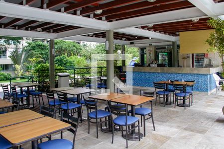 Apartamento à venda com 200m², 4 quartos e 2 vagasRestaurante