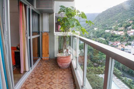 Apartamento à venda com 200m², 4 quartos e 2 vagasVaranda dos quarto