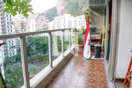 Apartamento à venda com 200m², 4 quartos e 2 vagasVaranda dos quarto