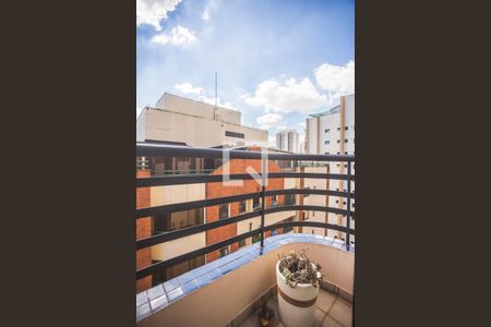 Varanda de kitnet/studio para alugar com 1 quarto, 28m² em Vila Monte Alegre, São Paulo