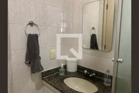 Banheiro da Suite  de apartamento à venda com 3 quartos, 72m² em Cambuci, São Paulo