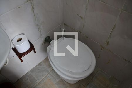 Casa à venda com 230m², 3 quartos e 3 vagas Casa à venda com 230m², 3 quartos e 3 vagasLavabo