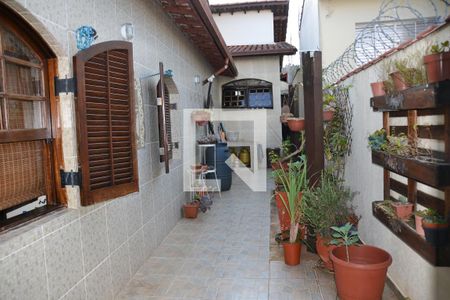 Casa à venda com 230m², 3 quartos e 3 vagas Casa à venda com 230m², 3 quartos e 3 vagasÁrea Externa