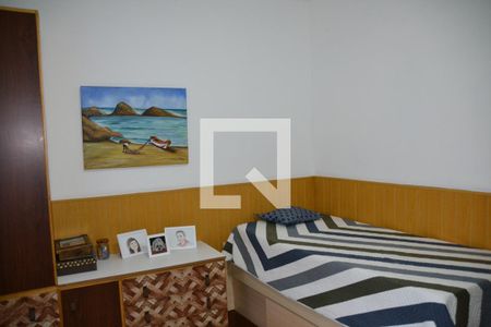 Quarto 2 de casa à venda com 3 quartos, 230m² em Osvaldo Cruz, São Caetano do Sul