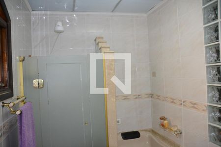 Casa à venda com 230m², 3 quartos e 3 vagas Casa à venda com 230m², 3 quartos e 3 vagasSuíte