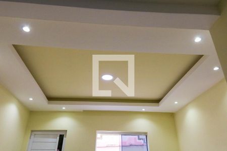 Sala de casa de condomínio para alugar com 2 quartos, 80m² em Piedade, Rio de Janeiro