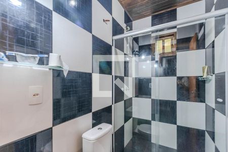 Casa à venda com 120m², 4 quartos e 2 vagas Casa à venda com 120m², 4 quartos e 2 vagasBanheiro